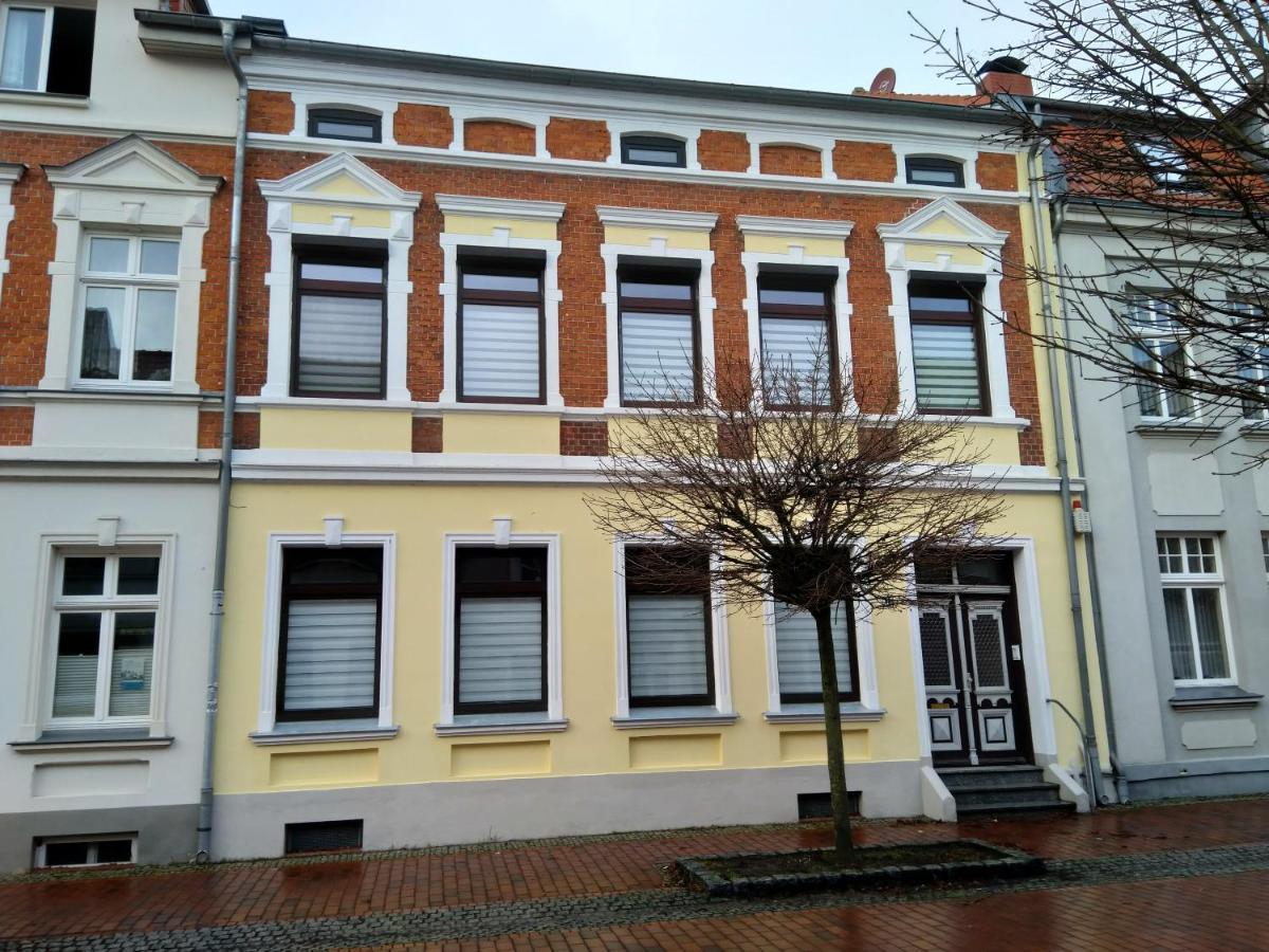 Ferienwohnungen Ribnitz-Damgarten Exterior foto